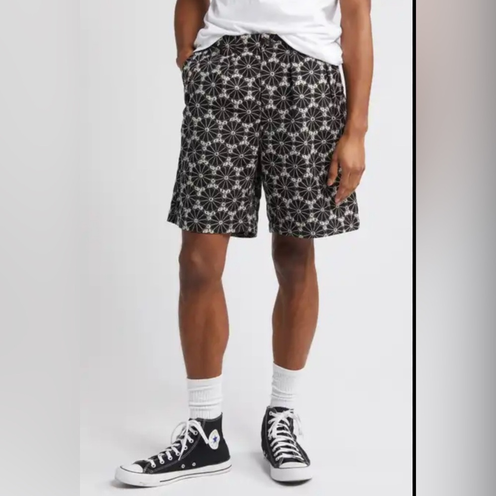 Honor the Gift Legacy Eyelet Shorts Black Floral Embroidered 28